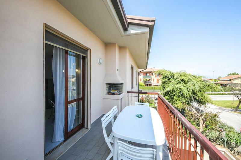 Appartamento Eleonora Rivoltella del Garda Exterior foto